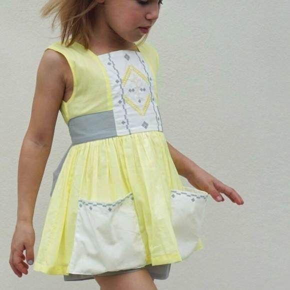 Well Dressed Wolf Wildling Tunic Set Top (Read Listing) 5 - Picture 3 of 10